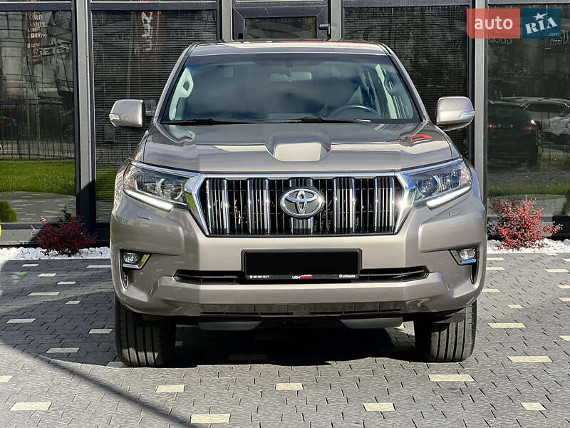 Позашляховик / Кросовер Toyota Land Cruiser Prado 2018 в Ужгороді фото 5 Позашляховик / Кросовер Toyota Land Cruiser Prado 2018 в Ужгороді