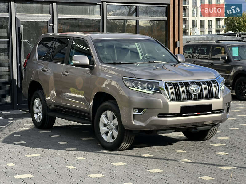 Позашляховик / Кросовер Toyota Land Cruiser Prado 2018 в Ужгороді фото 11 Позашляховик / Кросовер Toyota Land Cruiser Prado 2018 в Ужгороді