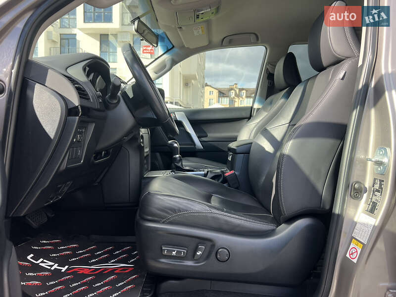 Позашляховик / Кросовер Toyota Land Cruiser Prado 2018 в Ужгороді фото 29 Позашляховик / Кросовер Toyota Land Cruiser Prado 2018 в Ужгороді