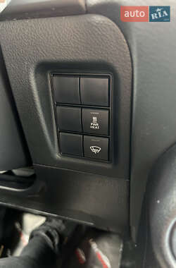 Внедорожник / Кроссовер Toyota Land Cruiser Prado 2018 в 