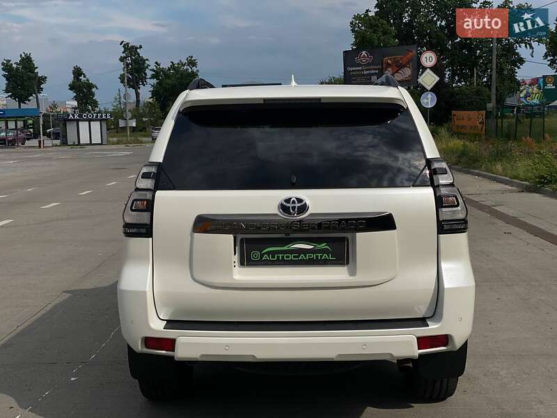 Внедорожник / Кроссовер Toyota Land Cruiser Prado 2020 в Киеве фото 11 Внедорожник / Кроссовер Toyota Land Cruiser Prado 2020 в Киеве