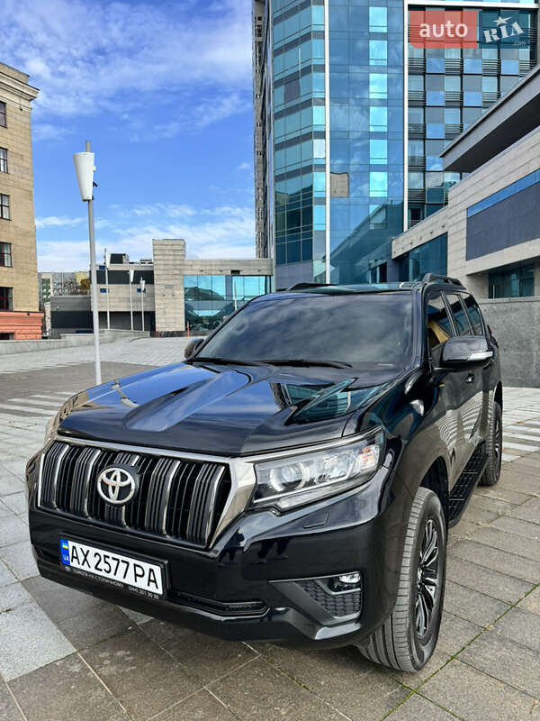Внедорожник / Кроссовер Toyota Land Cruiser Prado 2023 в Харькове
