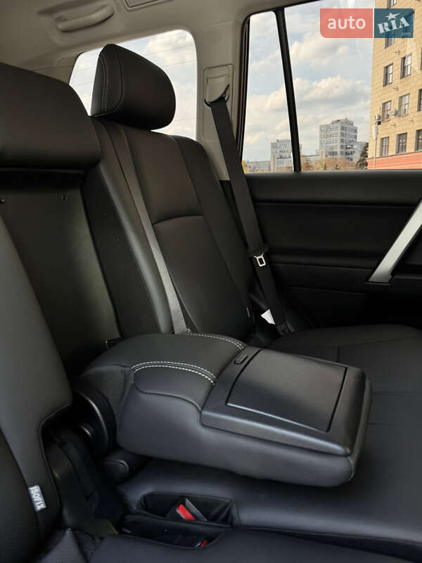 Внедорожник / Кроссовер Toyota Land Cruiser Prado 2023 в Харькове