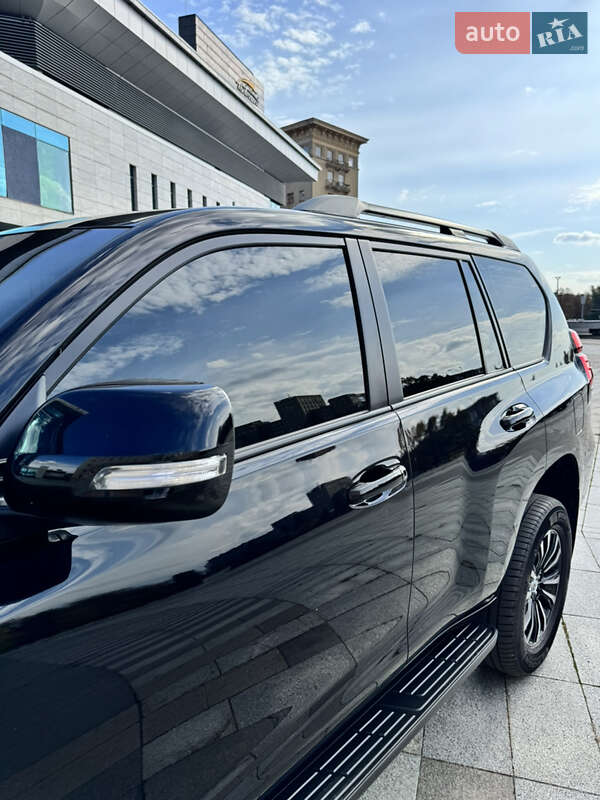 Внедорожник / Кроссовер Toyota Land Cruiser Prado 2023 в Харькове