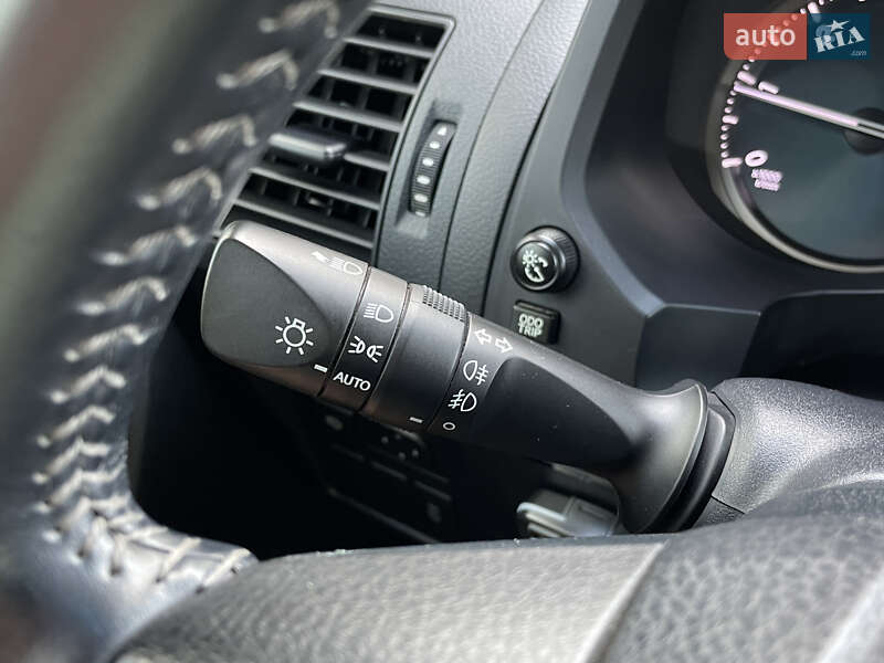 Позашляховик / Кросовер Toyota Land Cruiser Prado 2017 в Миколаєві