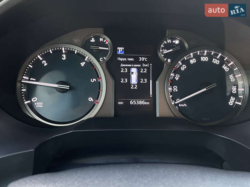 Позашляховик / Кросовер Toyota Land Cruiser Prado 2017 в Миколаєві