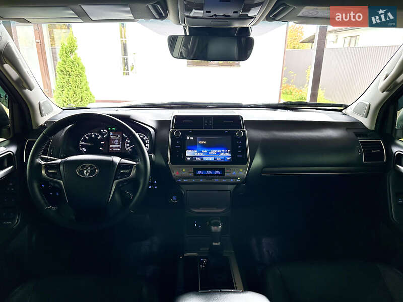 Позашляховик / Кросовер Toyota Land Cruiser Prado 2018 в Києві