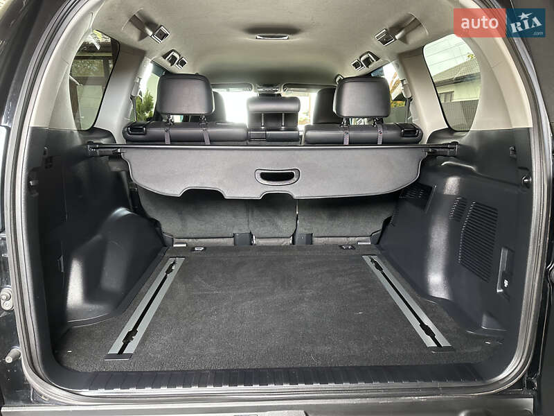 Позашляховик / Кросовер Toyota Land Cruiser Prado 2018 в Києві