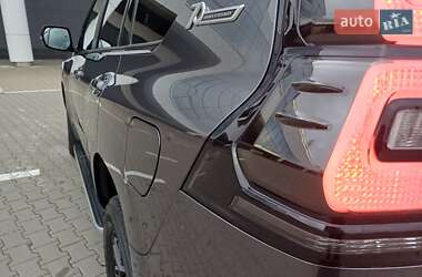 Внедорожник / Кроссовер Toyota Land Cruiser Prado 2022 в 