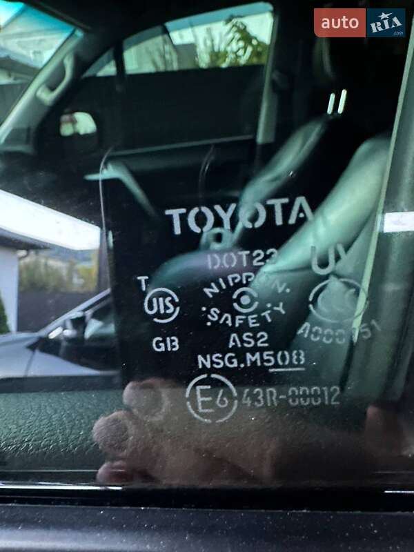 Позашляховик / Кросовер Toyota Land Cruiser Prado 2018 в Києві