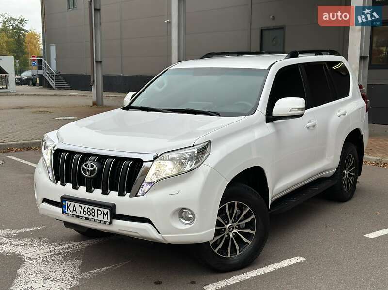 Toyota Land Cruiser Prado 2013