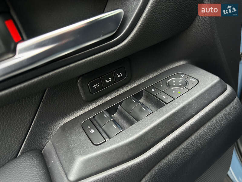 Внедорожник / Кроссовер Toyota Land Cruiser Prado 2024 в Киеве фото 78 Внедорожник / Кроссовер Toyota Land Cruiser Prado 2024 в Киеве