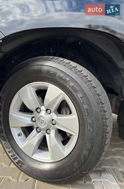 Внедорожник / Кроссовер Toyota Land Cruiser Prado 2020 в 