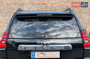 Внедорожник / Кроссовер Toyota Land Cruiser Prado 2020 в 