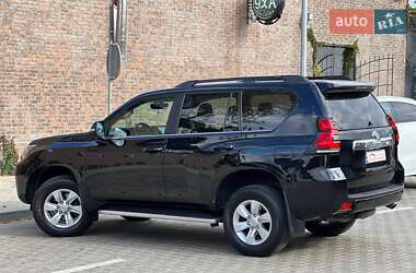 Внедорожник / Кроссовер Toyota Land Cruiser Prado 2020 в 