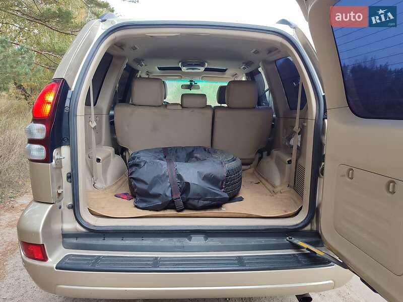 Внедорожник / Кроссовер Toyota Land Cruiser Prado 2008 в Обухове