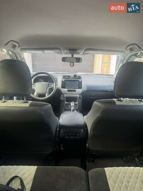Внедорожник / Кроссовер Toyota Land Cruiser Prado 2019 в Львове фото 4 Внедорожник / Кроссовер Toyota Land Cruiser Prado 2019 в Львове