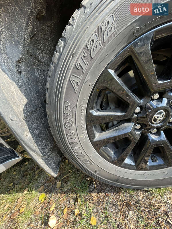 Позашляховик / Кросовер Toyota Land Cruiser Prado 2020 в Києві фото 11 Позашляховик / Кросовер Toyota Land Cruiser Prado 2020 в Києві
