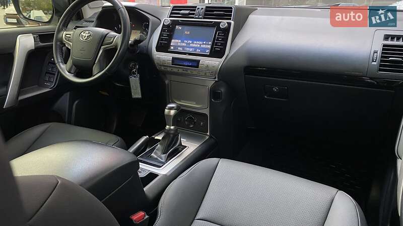 Позашляховик / Кросовер Toyota Land Cruiser Prado 2018 в Одесі