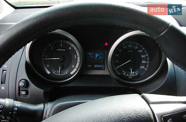 Позашляховик / Кросовер Toyota Land Cruiser Prado 2017 в  фото 17 Позашляховик / Кросовер Toyota Land Cruiser Prado 2017 в