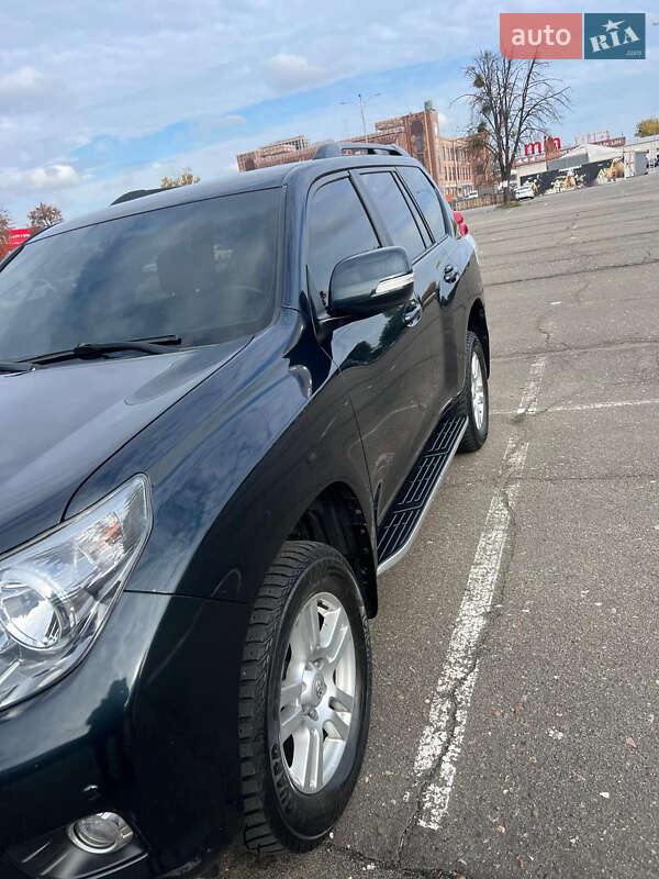 Позашляховик / Кросовер Toyota Land Cruiser Prado 2010 в Києві фото 36 Позашляховик / Кросовер Toyota Land Cruiser Prado 2010 в Києві