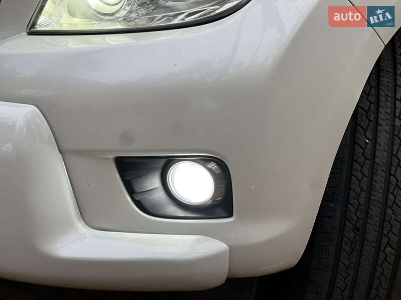 Внедорожник / Кроссовер Toyota Land Cruiser Prado 2010 в Киеве