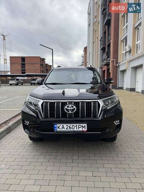 Внедорожник / Кроссовер Toyota Land Cruiser Prado 2021 в Киеве фото 5 Внедорожник / Кроссовер Toyota Land Cruiser Prado 2021 в Киеве