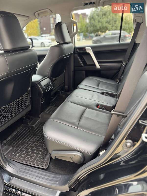 Внедорожник / Кроссовер Toyota Land Cruiser Prado 2021 в Киеве фото 21 Внедорожник / Кроссовер Toyota Land Cruiser Prado 2021 в Киеве