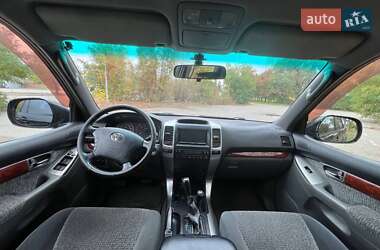 Внедорожник / Кроссовер Toyota Land Cruiser Prado 2006 в 