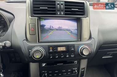 Внедорожник / Кроссовер Toyota Land Cruiser Prado 2012 в 