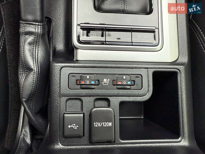 Позашляховик / Кросовер Toyota Land Cruiser Prado 2022 в Запоріжжі