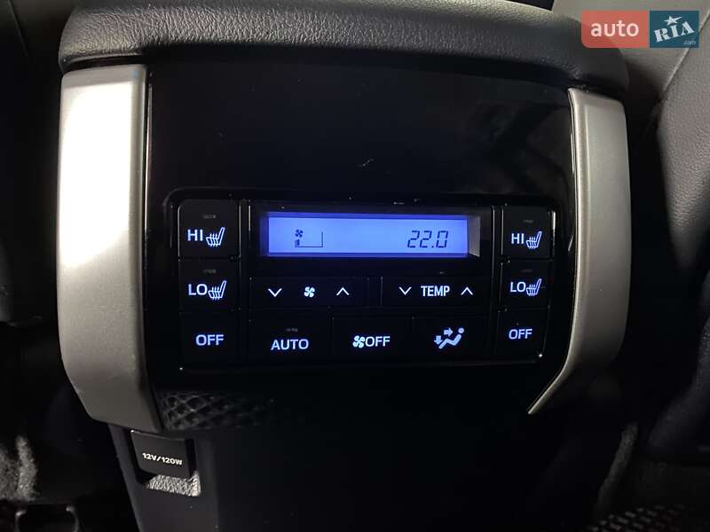 Позашляховик / Кросовер Toyota Land Cruiser Prado 2019 в Умані фото 44 Позашляховик / Кросовер Toyota Land Cruiser Prado 2019 в Умані