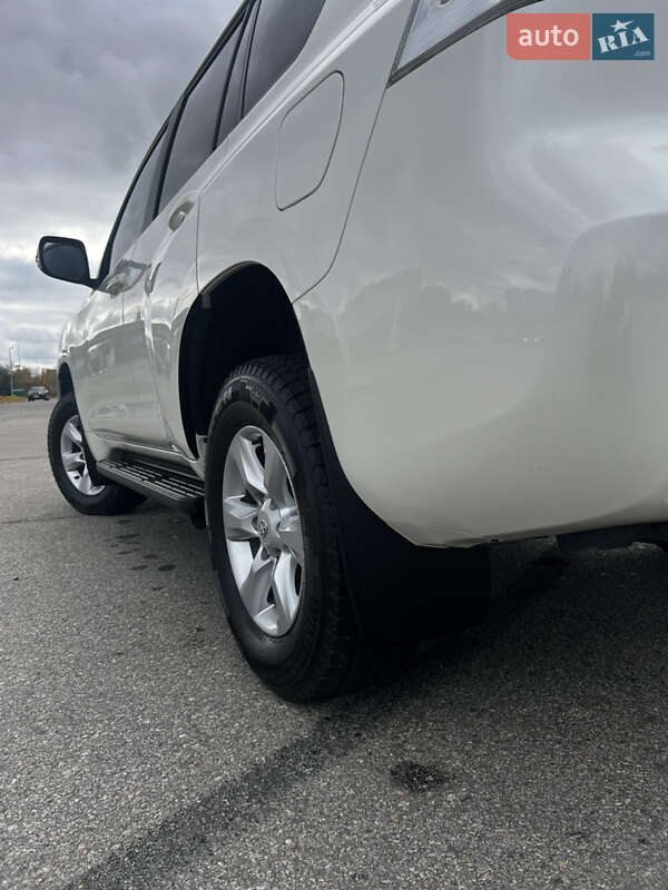 Внедорожник / Кроссовер Toyota Land Cruiser Prado 2012 в Запорожье фото 11 Внедорожник / Кроссовер Toyota Land Cruiser Prado 2012 в Запорожье