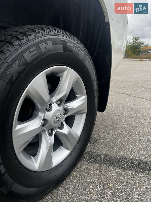 Внедорожник / Кроссовер Toyota Land Cruiser Prado 2012 в Запорожье фото 49 Внедорожник / Кроссовер Toyota Land Cruiser Prado 2012 в Запорожье