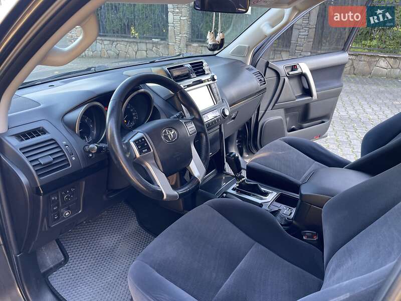 Позашляховик / Кросовер Toyota Land Cruiser Prado 2013 в Івано-Франківську фото 17 Позашляховик / Кросовер Toyota Land Cruiser Prado 2013 в Івано-Франківську