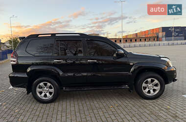 Внедорожник / Кроссовер Toyota Land Cruiser Prado 2004 в  фото 9 Внедорожник / Кроссовер Toyota Land Cruiser Prado 2004 в
