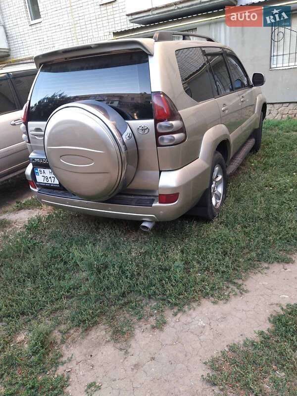 Внедорожник / Кроссовер Toyota Land Cruiser Prado 2005 в Кропивницком