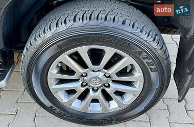 Внедорожник / Кроссовер Toyota Land Cruiser Prado 2020 в 