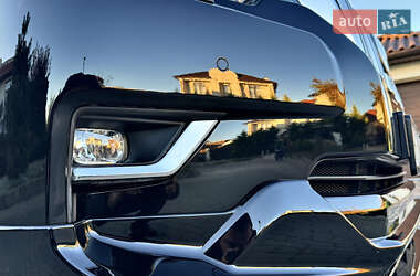 Внедорожник / Кроссовер Toyota Land Cruiser Prado 2020 в 