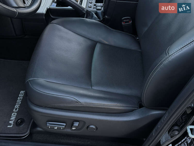 Позашляховик / Кросовер Toyota Land Cruiser Prado 2020 в Одесі фото 67 Позашляховик / Кросовер Toyota Land Cruiser Prado 2020 в Одесі