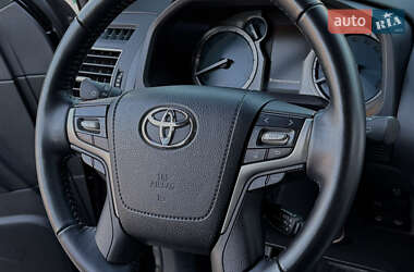 Внедорожник / Кроссовер Toyota Land Cruiser Prado 2020 в 