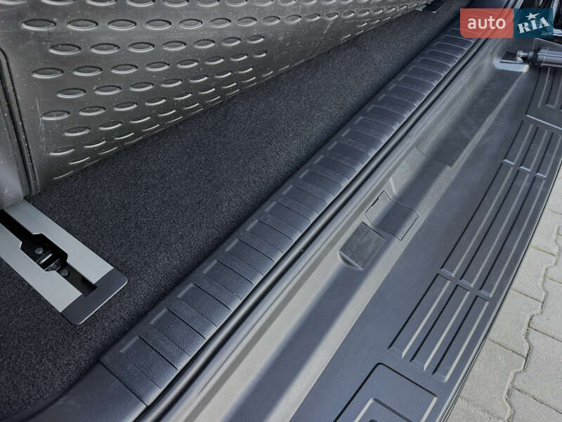 Позашляховик / Кросовер Toyota Land Cruiser Prado 2020 в Одесі фото 105 Позашляховик / Кросовер Toyota Land Cruiser Prado 2020 в Одесі