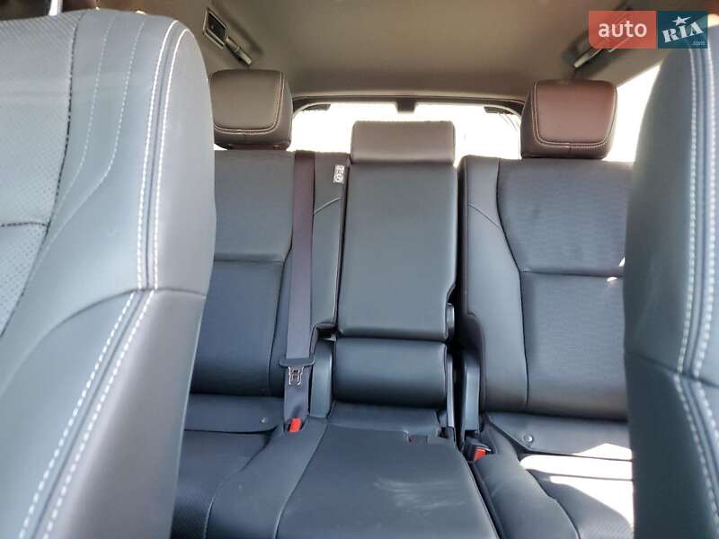 Позашляховик / Кросовер Toyota Land Cruiser Prado 2024 в Львові фото 10 Позашляховик / Кросовер Toyota Land Cruiser Prado 2024 в Львові