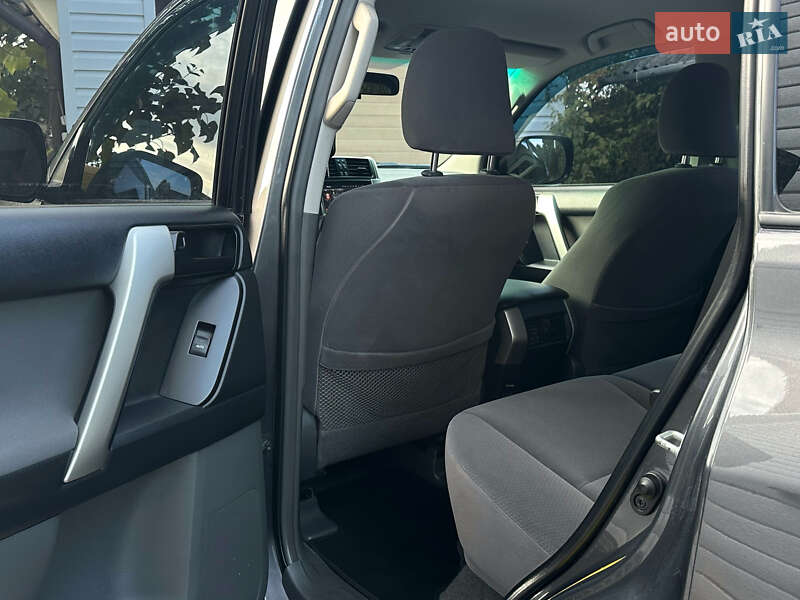 Внедорожник / Кроссовер Toyota Land Cruiser Prado 2013 в Кельменцах фото 35 Внедорожник / Кроссовер Toyota Land Cruiser Prado 2013 в Кельменцах