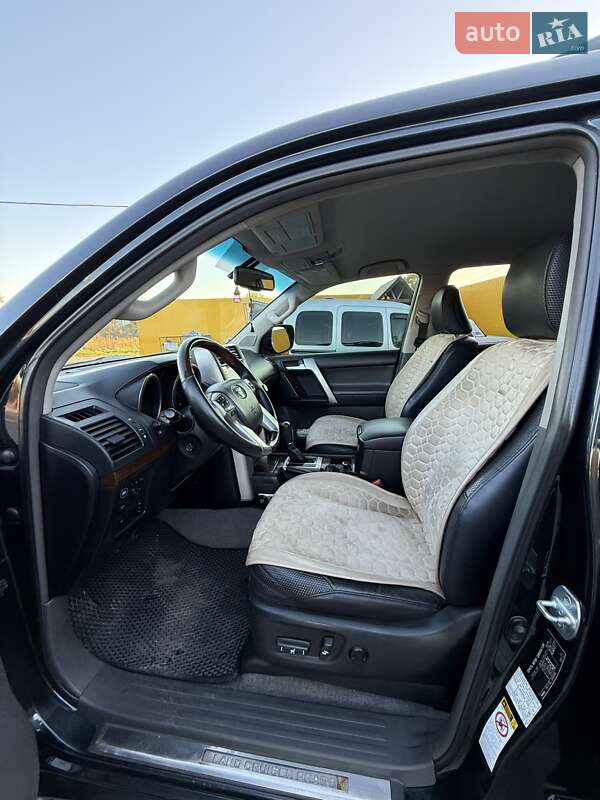 Внедорожник / Кроссовер Toyota Land Cruiser Prado 2012 в Львове фото 6 Внедорожник / Кроссовер Toyota Land Cruiser Prado 2012 в Львове