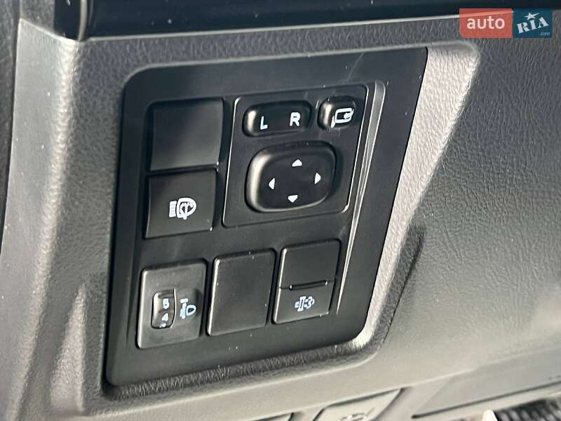 Внедорожник / Кроссовер Toyota Land Cruiser Prado 2022 в Одессе