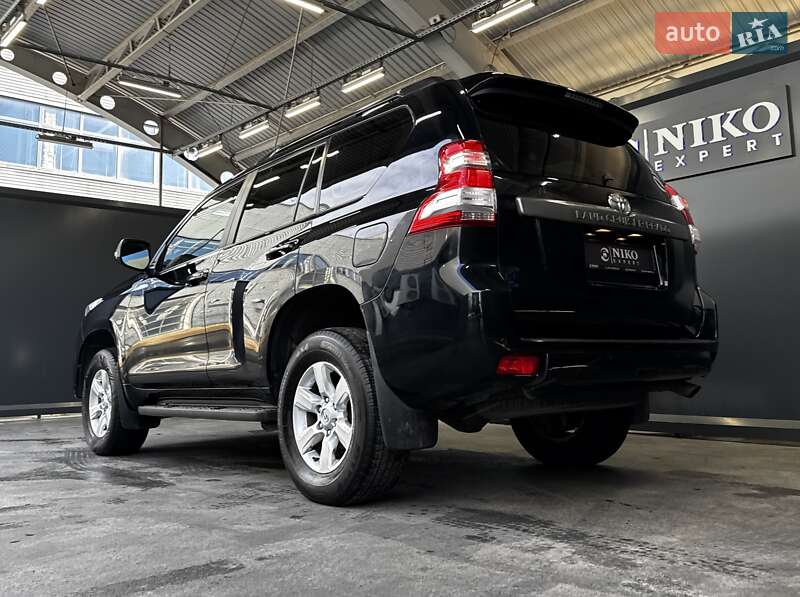 Внедорожник / Кроссовер Toyota Land Cruiser Prado 2017 в Киеве фото 8 Внедорожник / Кроссовер Toyota Land Cruiser Prado 2017 в Киеве