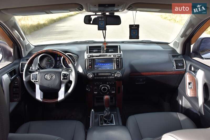 Внедорожник / Кроссовер Toyota Land Cruiser Prado 2014 в Дрогобыче фото 45 Внедорожник / Кроссовер Toyota Land Cruiser Prado 2014 в Дрогобыче