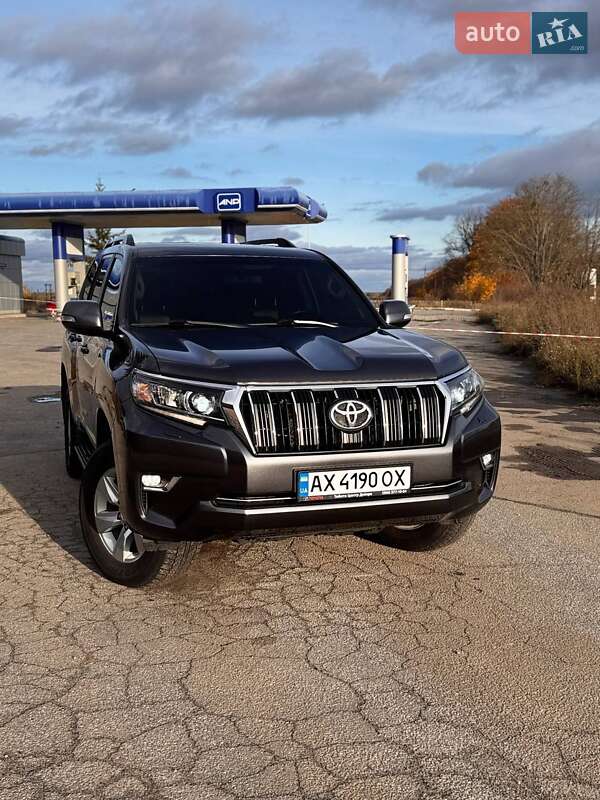 Внедорожник / Кроссовер Toyota Land Cruiser Prado 2019 в Валках фото 2 Внедорожник / Кроссовер Toyota Land Cruiser Prado 2019 в Валках