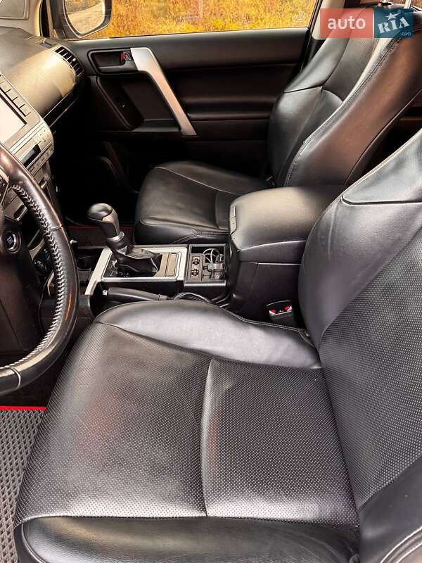 Внедорожник / Кроссовер Toyota Land Cruiser Prado 2019 в Валках фото 13 Внедорожник / Кроссовер Toyota Land Cruiser Prado 2019 в Валках